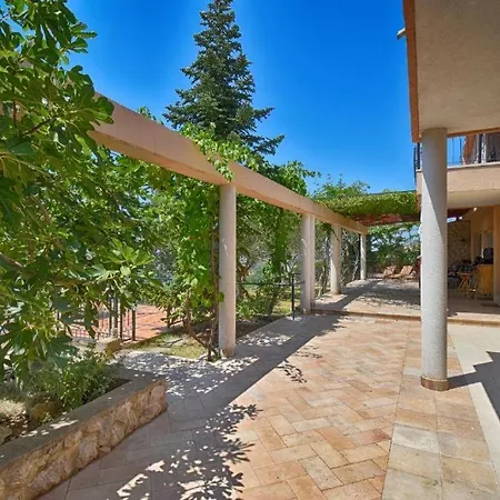 Villa Serenity *