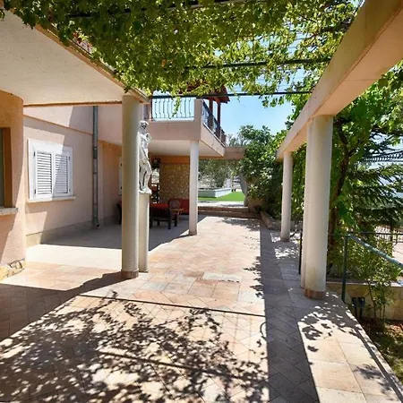 Serenity Villa